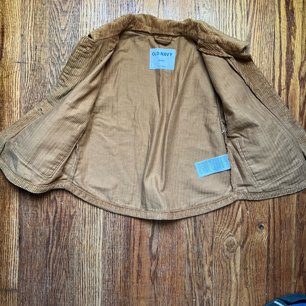 Old navy - Picture 2 of 2